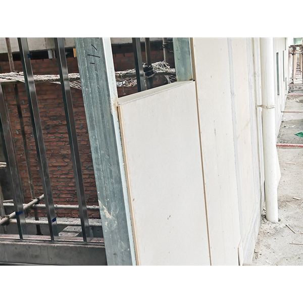 坊子泄爆墙 专业泄爆 质量轻 优质原料 阻燃三小时 性能稳定